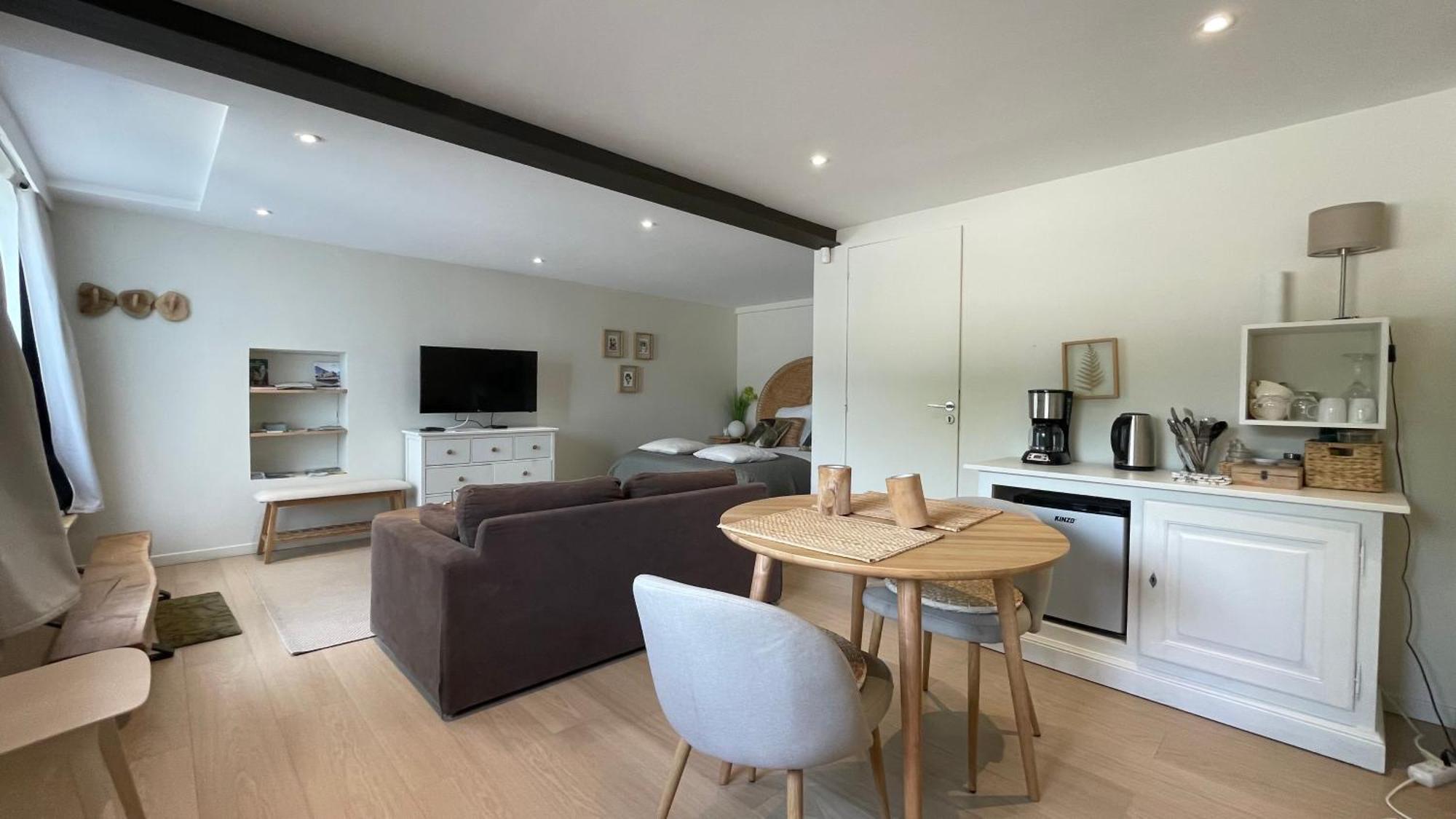 La Canopee Lecelles Exterior photo